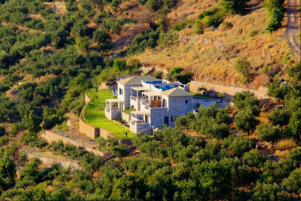 Petra Thea Apartment Kalamata Bagian luar foto