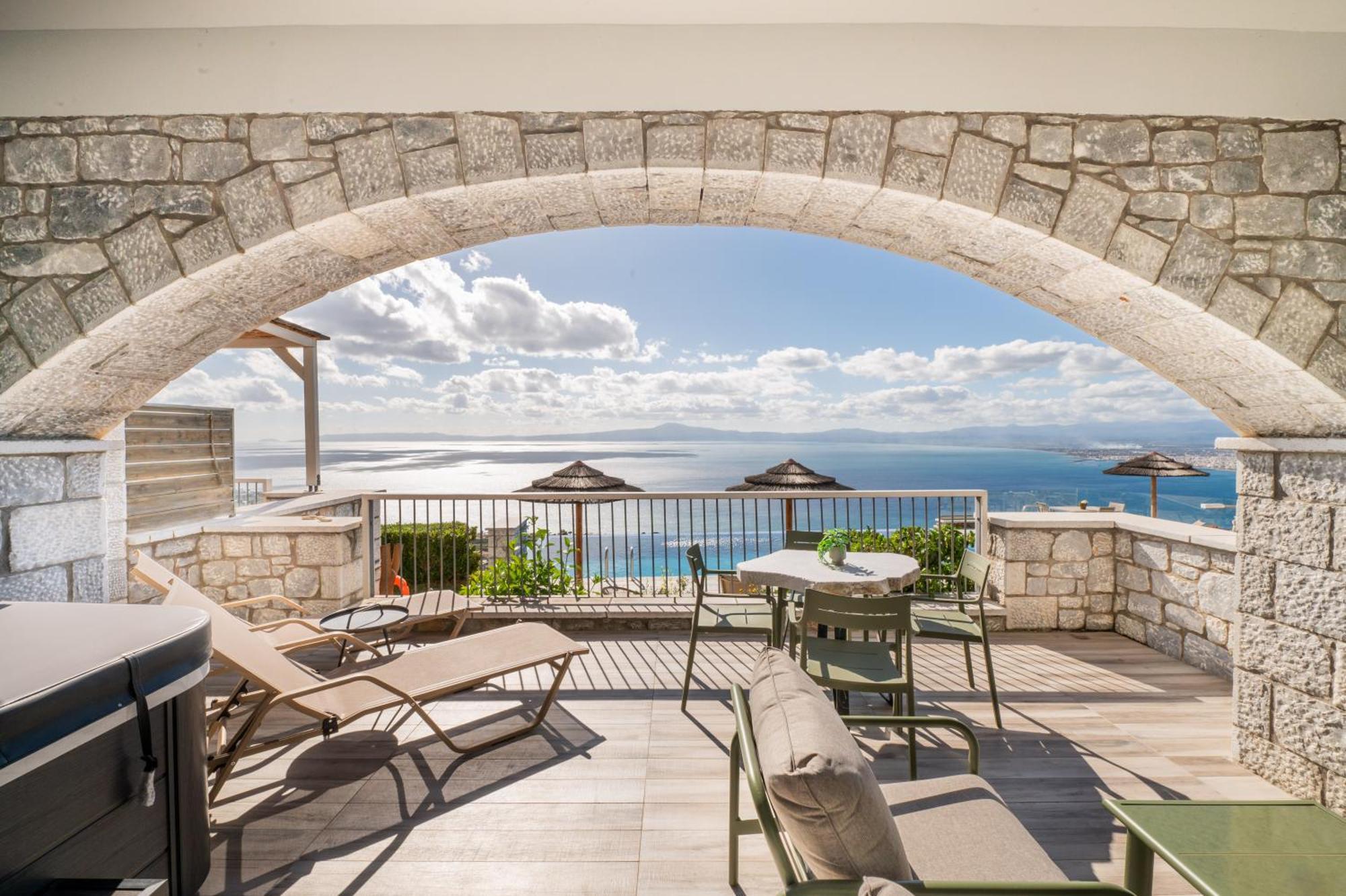 Petra Thea Apartment Kalamata Bagian luar foto