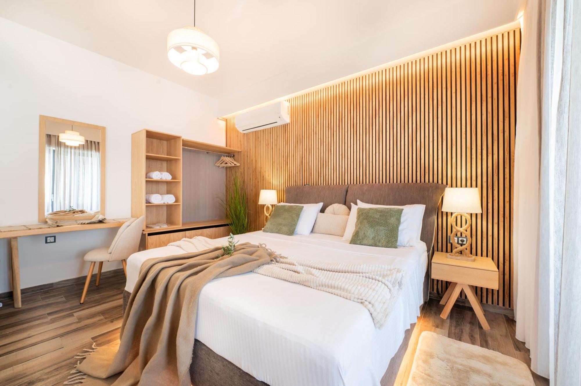 Petra Thea Apartment Kalamata Bagian luar foto