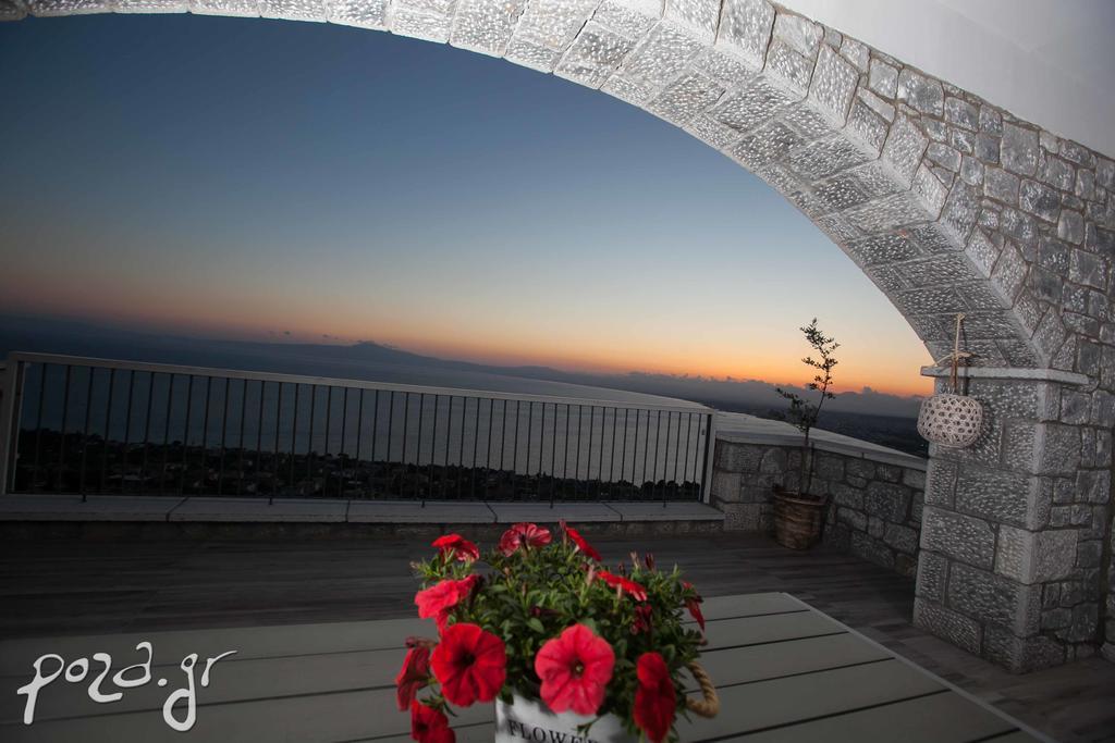 Petra Thea Apartment Kalamata Bagian luar foto