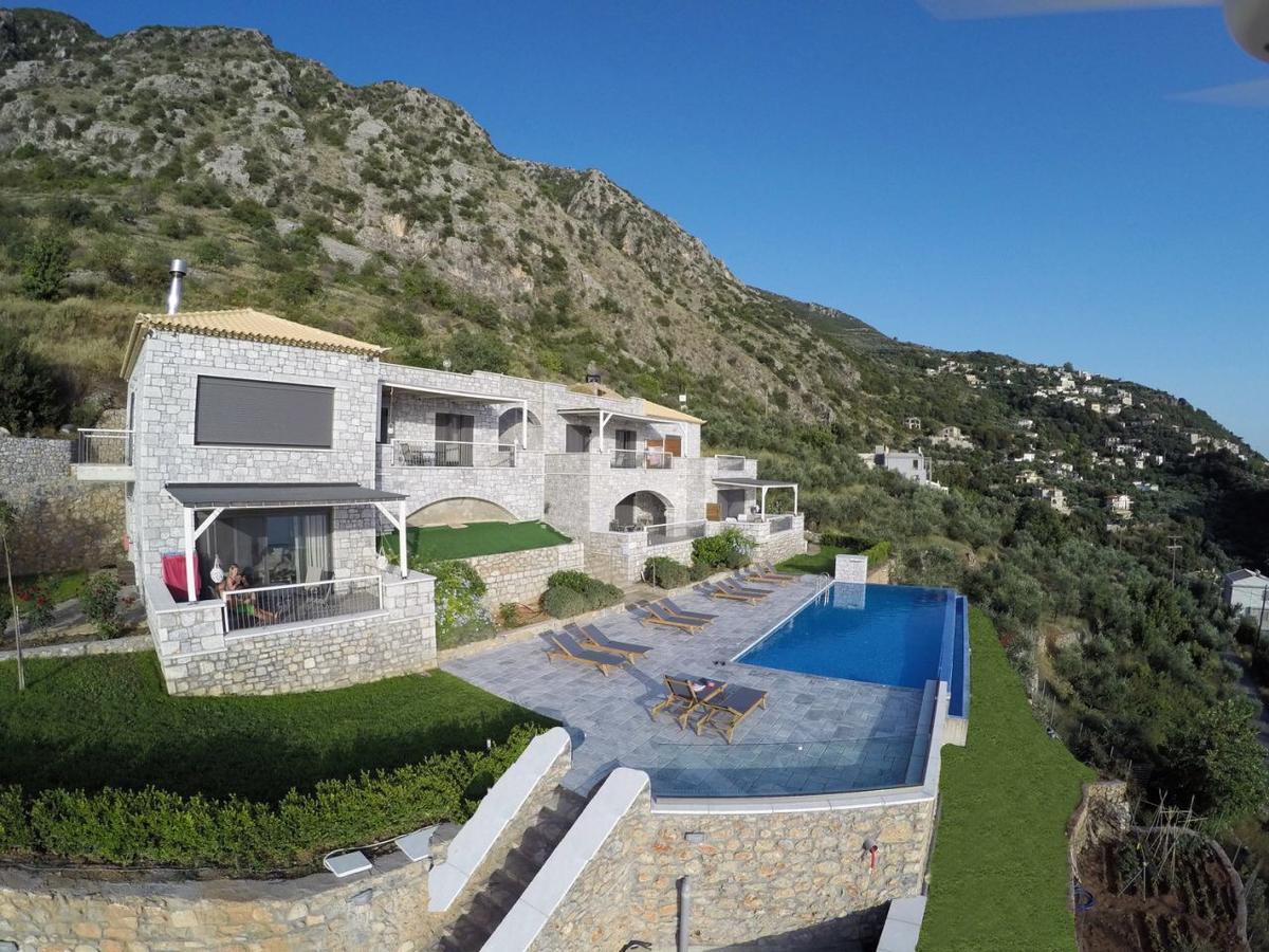 Petra Thea Apartment Kalamata Bagian luar foto